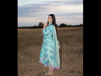  alt="Parv Kaur"