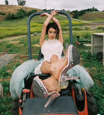 Leona Naomi Wong
