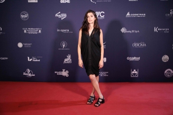 Nina Pons