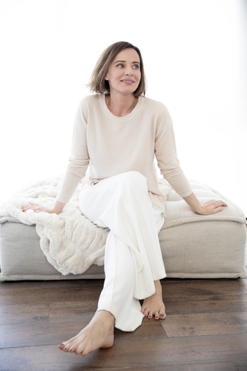 Lara Harris