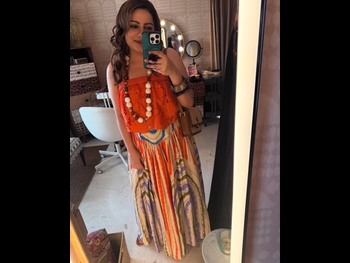  alt="Mallika Dua"