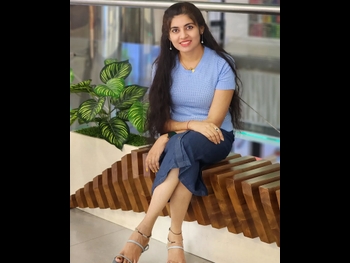  alt="Greeshma Viveesh"