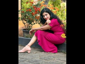  alt="Greeshma Viveesh"