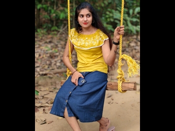  alt="Greeshma Viveesh"