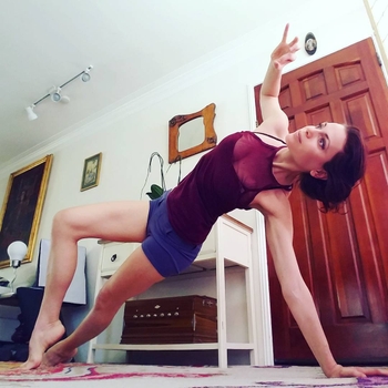 Ali Kamenova