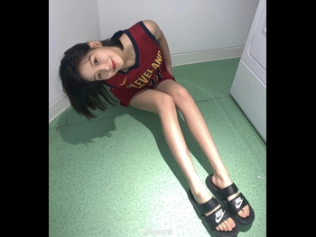  alt="Xinyi Zhang"