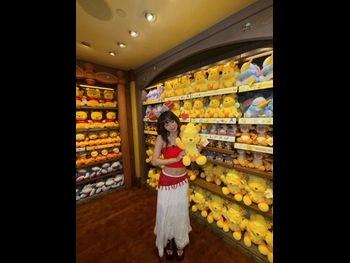  alt="Valerie Cheung"