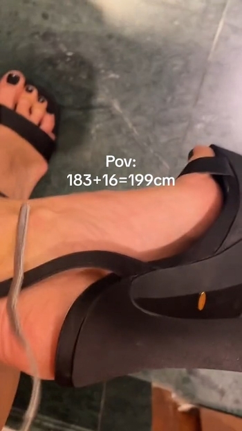 Katerina Klinderová