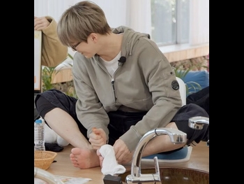  alt="Suho"