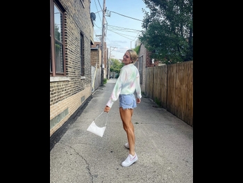  alt="Kayla Sharples"