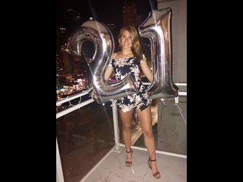  alt="Kayla Sharples"