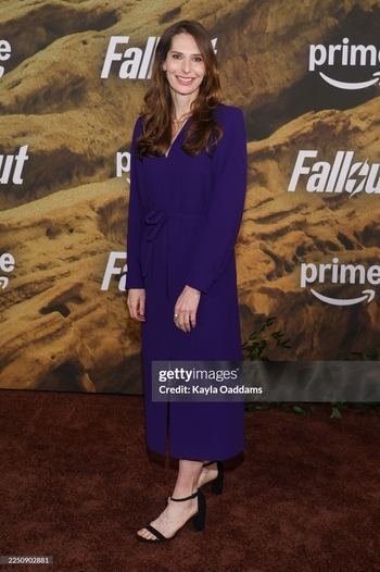 Geneva Robertson-Dworet