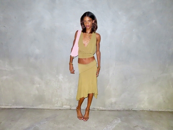  alt="Theresa Hayes"