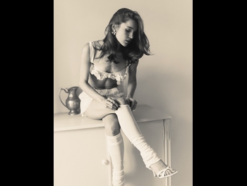  alt="Veronika Naumenko"