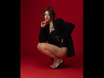  alt="Nadia Holovchuk"
