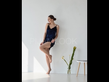  alt="Nadia Holovchuk"