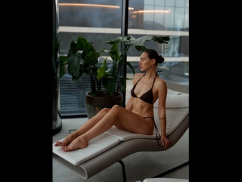  alt="Nadia Holovchuk"