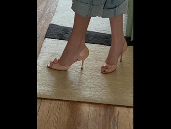  alt="Amanda Riley"