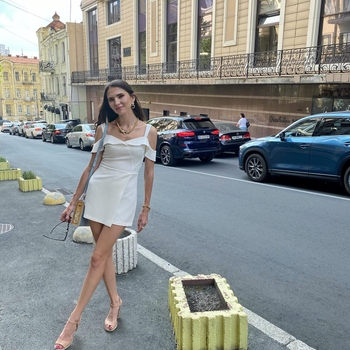 Yevhenia Shymshyrian