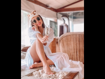  alt="Jordana Morais"
