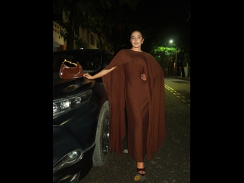  alt="Samira Khan Mahi"