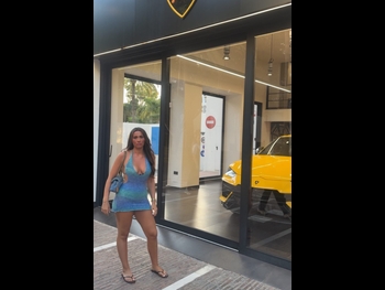  alt="Nicole Mura"