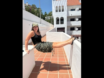  alt="Nicole Mura"