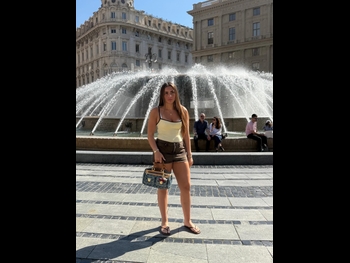 alt="Nicole Mura"