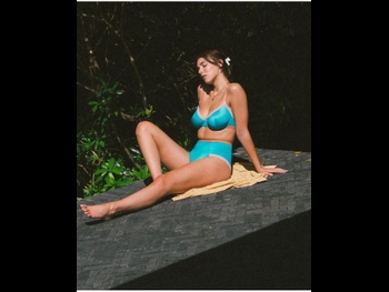  alt="Jessica Greaves"
