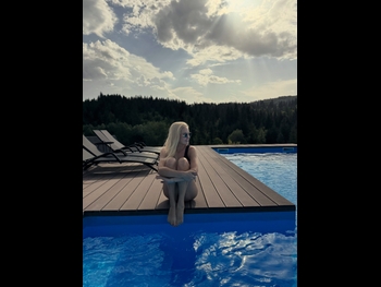  alt="Dejana Rosuljas"