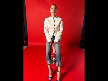  alt="Zeynep Parla"