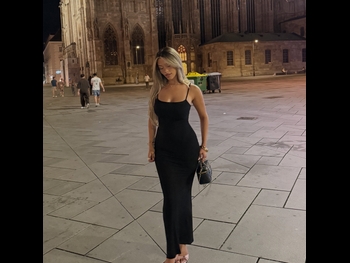  alt="Almira Azemi"