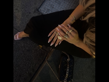  alt="Almira Azemi"