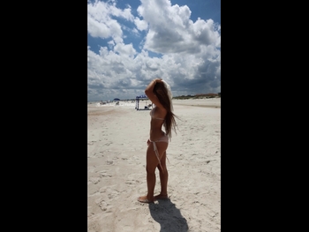  alt="Julia Molinari"
