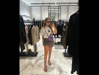  alt="Lina Azzabi"