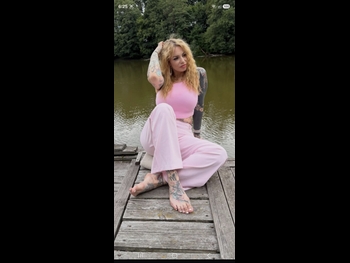  alt="Annabelle Farova"