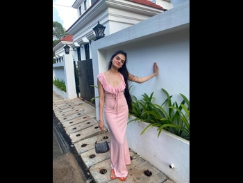  alt="Ruhanika Dhawan"