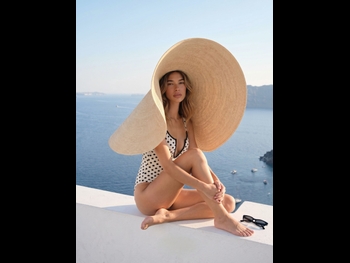  alt="Alesia Noka"