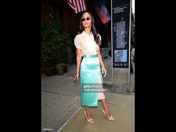  alt="Zoe Saldana"