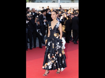  alt="Zoe Saldana"