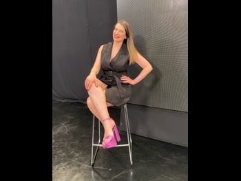  alt="Valeria Degenaro"
