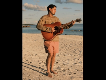  alt="Cris Cab"