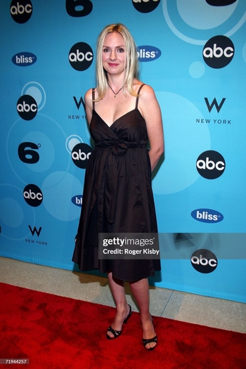Hope Davis (I)