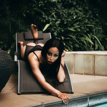 Khanyi Mbau