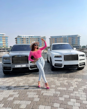 Khanyi Mbau
