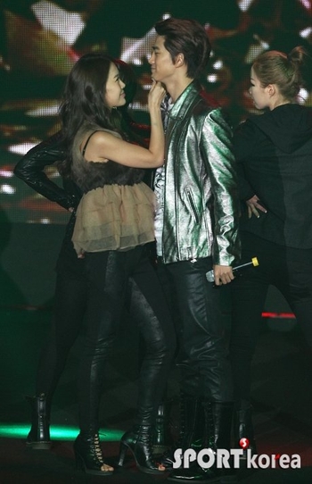 Baek Ji-Young