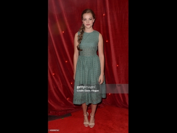  alt="Izzy Meikle-small"