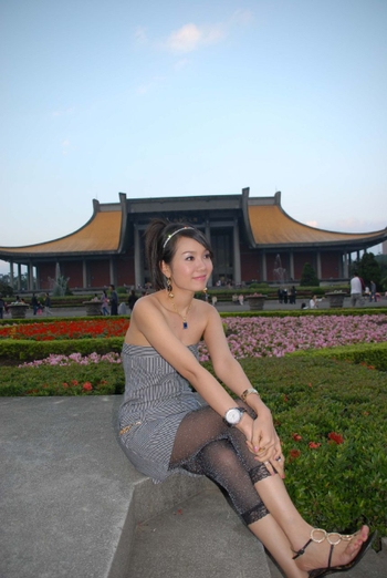 Helen Thanh Dao